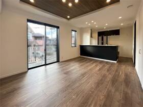 滋賀県大津市大江７丁目