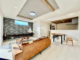 福岡県福岡市城南区七隈３丁目