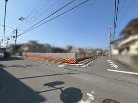 大阪府八尾市教興寺2丁目