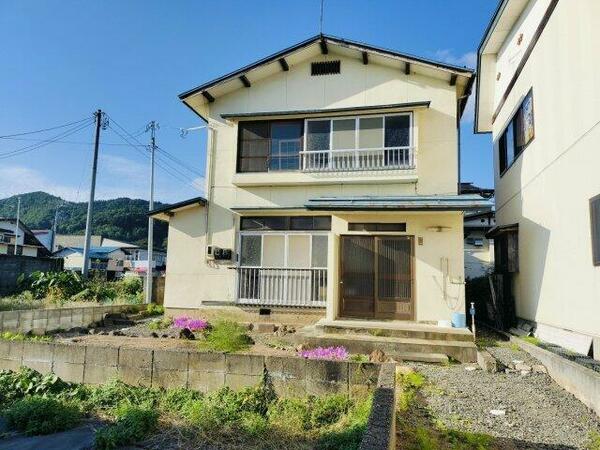 detached 山形県南陽市宮内
宮内の賃貸情報を見る
物件地図