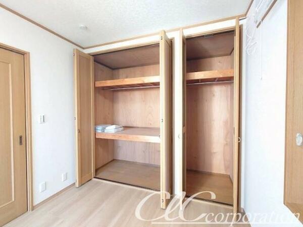 detached 東京都江戸川区南篠崎町５丁目

地図を見る