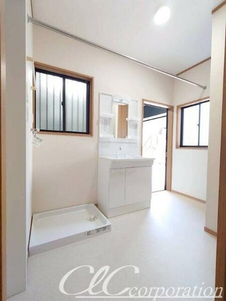 detached 東京都江戸川区南篠崎町５丁目

地図を見る