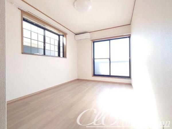 detached 東京都江戸川区南篠崎町５丁目

地図を見る