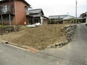 三重県津市半田