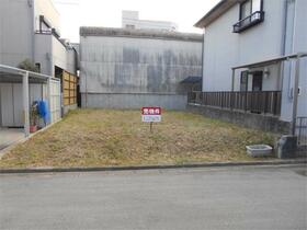 三重県津市新東町塔世