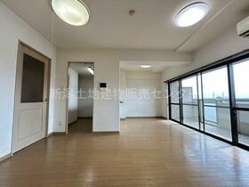 サーパス東新町