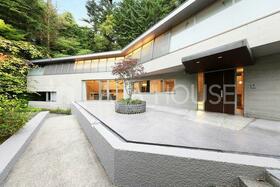 長野県北佐久郡軽井沢町大字長倉