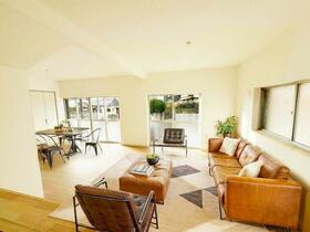 福岡県北九州市小倉南区朽網東６丁目