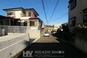 東京都町田市真光寺３丁目