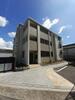 桂川駅より徒歩25分 築5年7ヶ月 3階建の賃貸物件