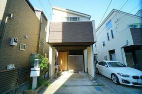 東京都杉並区和泉２丁目