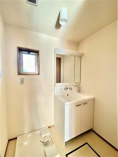apartment 茨城県つくば市研究学園５丁目５－１３ ファースト・ラフィーネ・学園１Ｆ