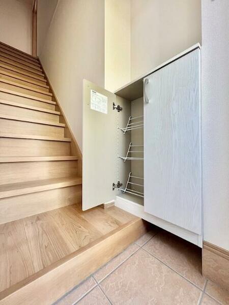 apartment 茨城県つくば市研究学園５丁目５－１３ ファースト・ラフィーネ・学園１Ｆ