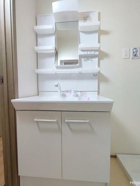 apartment 茨城県つくば市研究学園５丁目５－１３ ファースト・ラフィーネ・学園１Ｆ
