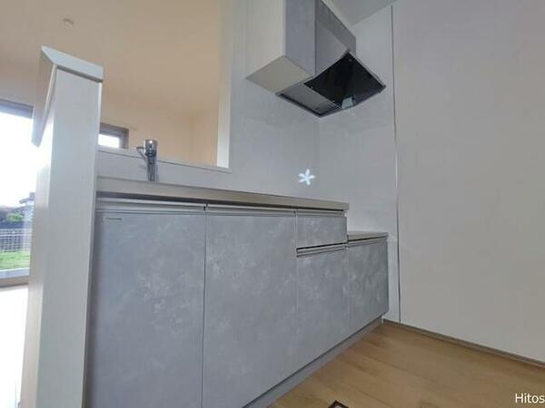 apartment 茨城県つくば市研究学園５丁目５－１３ ファースト・ラフィーネ・学園１Ｆ