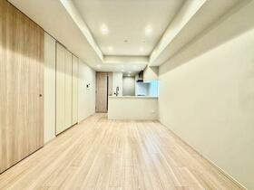 ピアース白金台三丁目