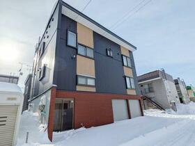 北海道札幌市白石区菊水元町八条２丁目