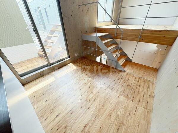 detached 東京都江戸川区南篠崎町１丁目

地図を見る