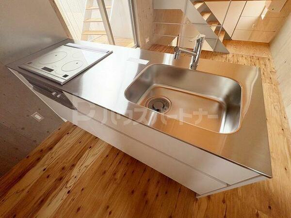 detached 東京都江戸川区南篠崎町１丁目

地図を見る