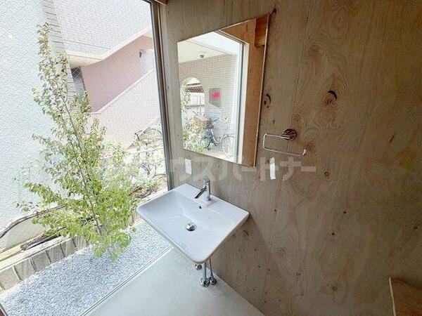 detached 東京都江戸川区南篠崎町１丁目

地図を見る