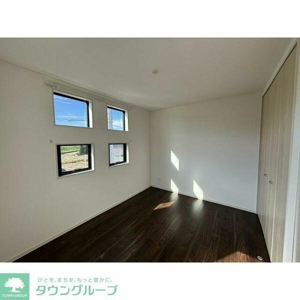 detached 埼玉県比企郡川島町大字下伊草
地図を見る