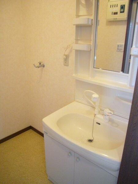 apartment 群馬県北群馬郡榛東村大字広馬場
広馬場の賃貸情報を見る
物件地図