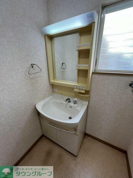 detached 東京都西東京市芝久保町３丁目

地図を見る