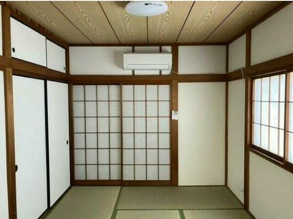 detached 茨城県稲敷市蒲ケ山

地図を見る