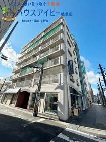 東金宝町　チサンマンション２階部分　最寄りのバス停１分　新岐阜駅まで７