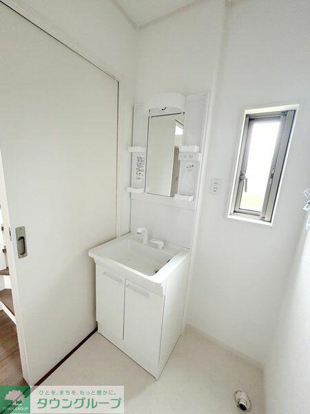 detached 埼玉県吉川市会野谷２丁目

地図を見る