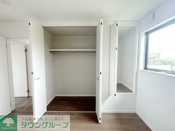 detached 埼玉県吉川市会野谷２丁目

地図を見る