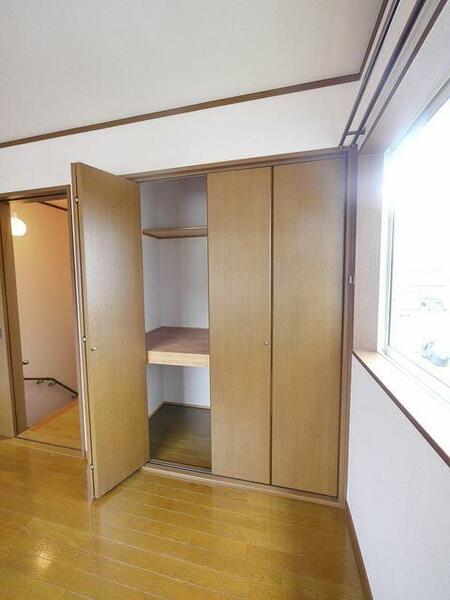 detached 埼玉県三郷市鷹野２丁目
地図を見る