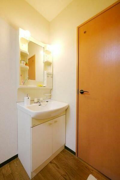 apartment 埼玉県北足立郡伊奈町本町２丁目
地図を見る