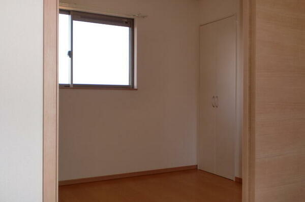 apartment 茨城県つくば市研究学園５丁目５－１３ ファースト・ラフィーネ・学園１Ｆ