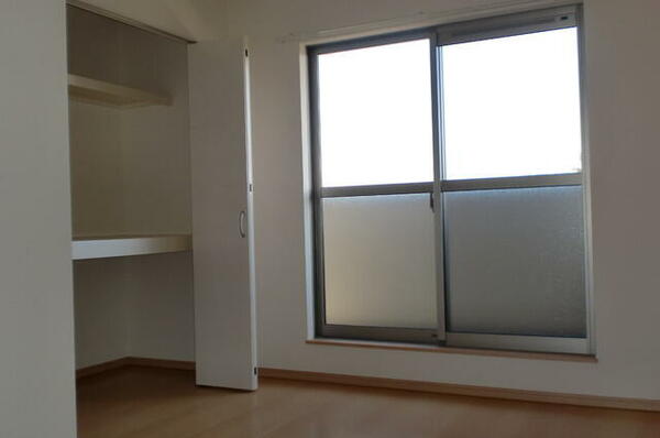 apartment 茨城県つくば市研究学園５丁目５－１３ ファースト・ラフィーネ・学園１Ｆ