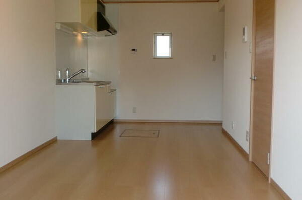 apartment 茨城県つくば市研究学園５丁目５－１３ ファースト・ラフィーネ・学園１Ｆ