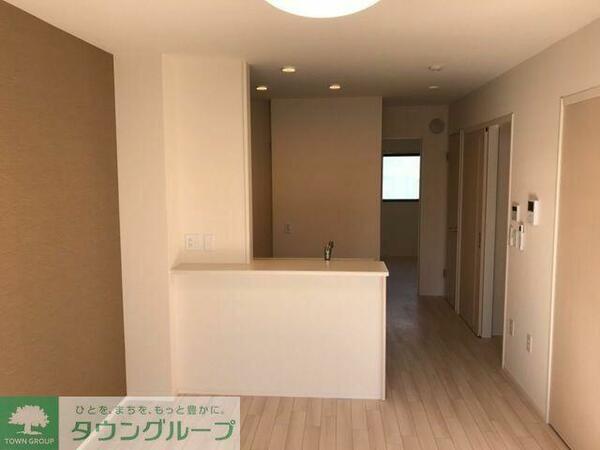 apartment 埼玉県入間郡毛呂山町平山１丁目
地図を見る