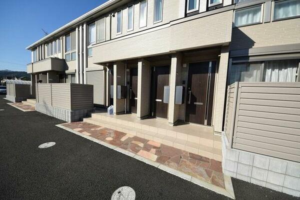 apartment 埼玉県入間郡毛呂山町平山１丁目
地図を見る