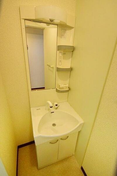 detached 東京都東久留米市南沢３丁目

地図を見る