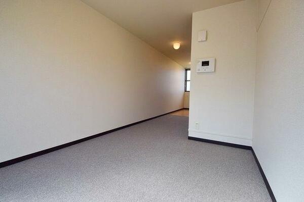 detached 東京都東久留米市南沢３丁目

地図を見る