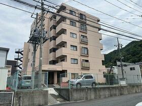 山形市松波四丁目１−４７　サンコーポ松波第二