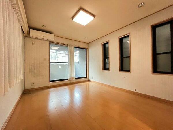 detached 東京都文京区大塚５丁目

地図を見る