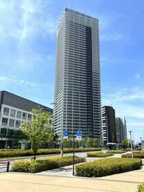 ＨＡＲＵＭＩ　ＦＬＡＧ　ＰＡＲＫ　ＶＩＬＬＡＧＥ　Ｔ棟