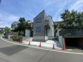 神奈川県横浜市港北区新吉田町