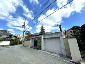 兵庫県宝塚市鶴の荘