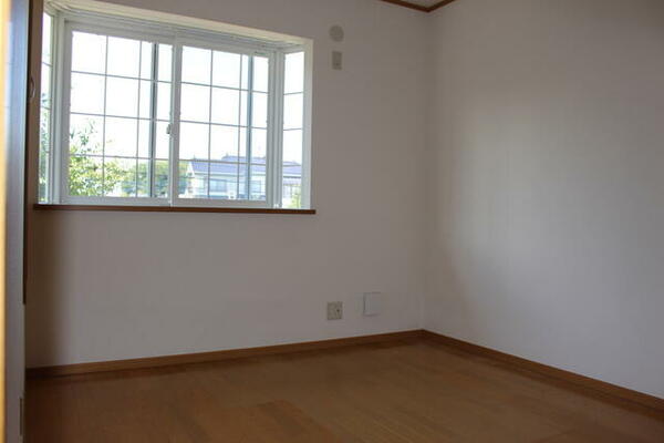 apartment 茨城県つくば市研究学園５丁目５－１３ ファースト・ラフィーネ・学園１Ｆ