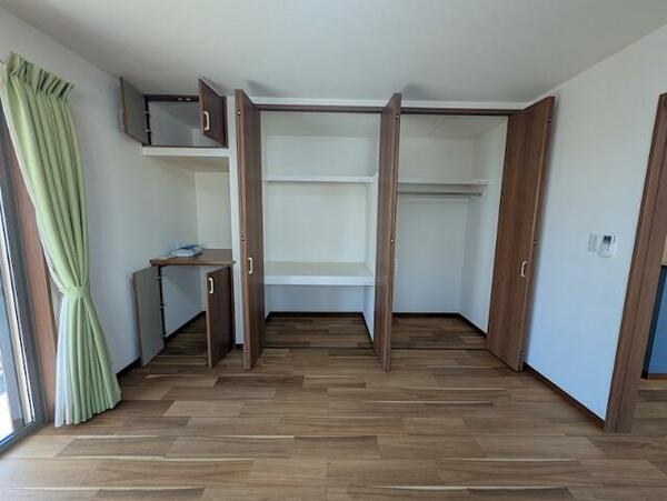 detached 東京都稲城市坂浜４丁目

地図を見る