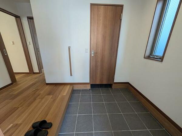 detached 東京都稲城市坂浜４丁目

地図を見る