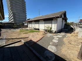 香川県坂出市旭町２丁目