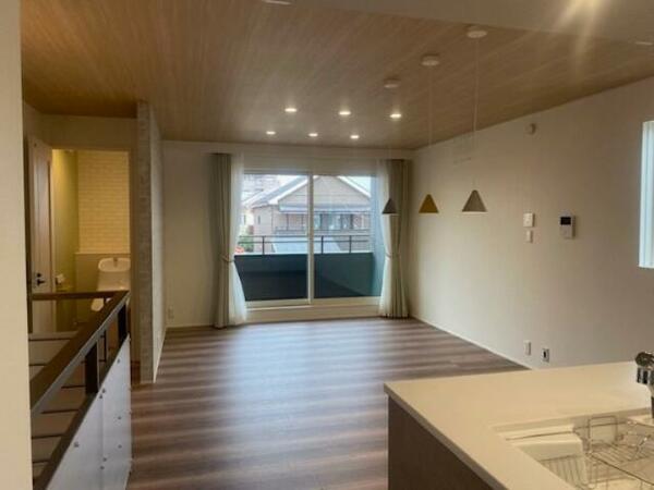 detached 東京都羽村市小作台２丁目

地図を見る